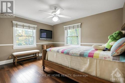 541 Montagu Place, Ottawa, ON - Indoor Photo Showing Bedroom