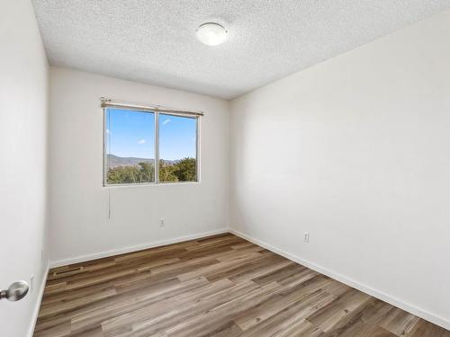 6-460 Dalgleish Drive, Kamloops, BC - Indoor Photo Showing Other Room