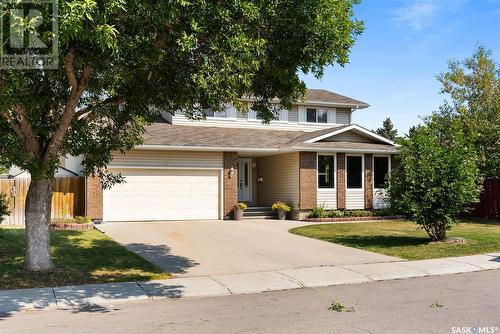 6 Wood Crescent, Regina, SK - Outdoor With Facade