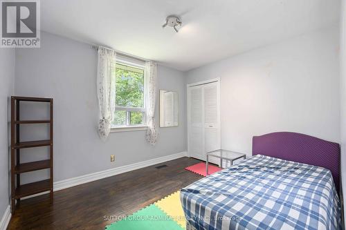 5166 Stouffville Road, Whitchurch-Stouffville, ON - Indoor Photo Showing Bedroom