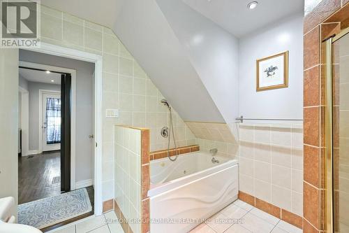 5166 Stouffville Road, Whitchurch-Stouffville, ON - Indoor Photo Showing Bathroom