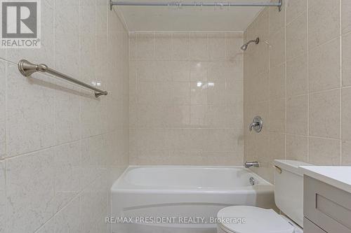 505 - 2121 Roche Court, Mississauga (Sheridan), ON - Indoor Photo Showing Bathroom