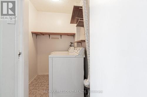 505 - 2121 Roche Court, Mississauga (Sheridan), ON -  Photo Showing Laundry Room