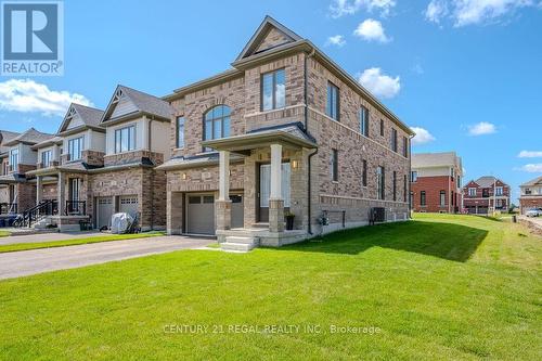 30 Rustic Oak Trail, North Dumfries, ON - Outdoor With Facade