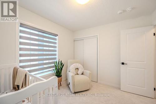 30 Rustic Oak Trail, North Dumfries, ON - Indoor Photo Showing Other Room