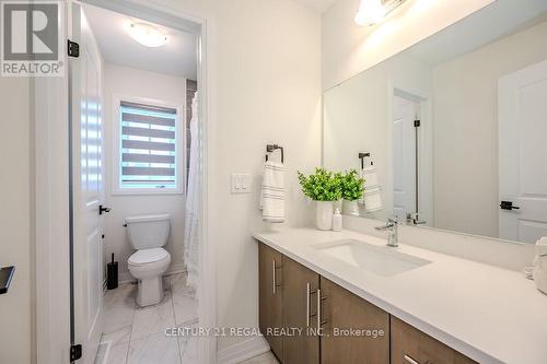 30 Rustic Oak Trail, North Dumfries, ON - Indoor Photo Showing Bathroom