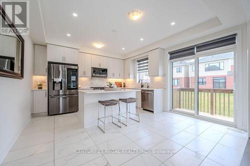 30 Rustic Oak Trail, North Dumfries, ON - Indoor Photo Showing Kitchen With Stainless Steel Kitchen With Upgraded Kitchen