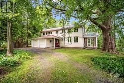 32 RYEBURN DRIVE  Ottawa, ON K1V 1H6