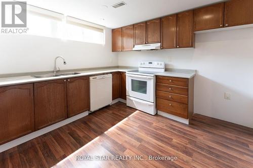 179 Wellesworth Drive, Toronto (Eringate-Centennial-West Deane), ON - Indoor Photo Showing Kitchen With Double Sink