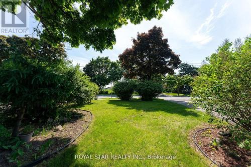 179 Wellesworth Drive, Toronto (Eringate-Centennial-West Deane), ON - Outdoor