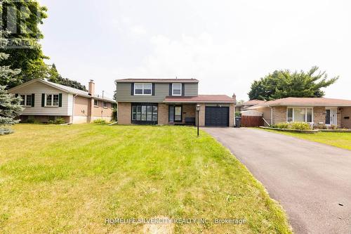 8 Bedford Crescent, Brampton (Avondale), ON - Outdoor With Facade