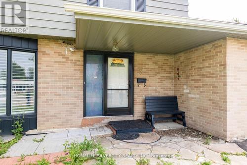 8 Bedford Crescent, Brampton (Avondale), ON - Outdoor With Exterior