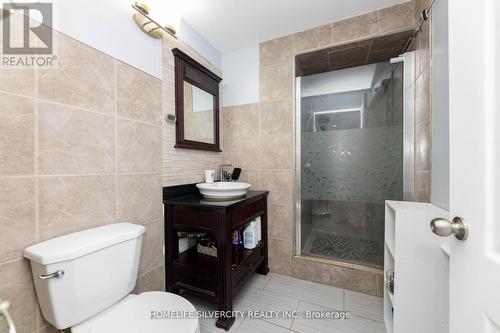 8 Bedford Crescent, Brampton (Avondale), ON - Indoor Photo Showing Bathroom