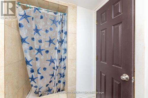 8 Bedford Crescent, Brampton (Avondale), ON - Indoor Photo Showing Bathroom