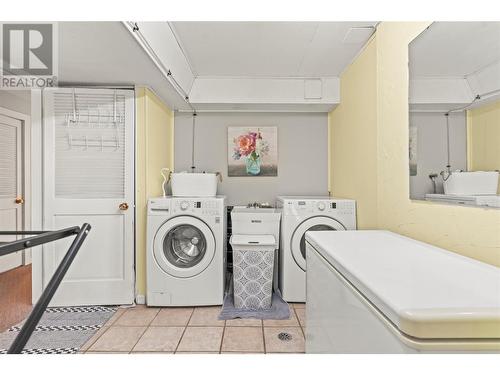 2002 36 Street, Vernon, BC - Indoor Photo Showing Laundry Room