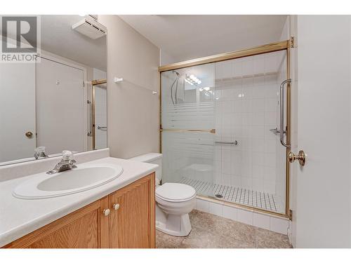 3320 Centennial Drive Unit# 209, Vernon, BC - Indoor Photo Showing Bathroom