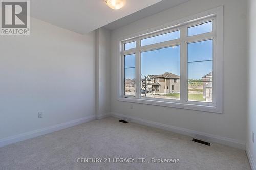 30 Union Boulevard, Wasaga Beach, ON - Indoor Photo Showing Other Room