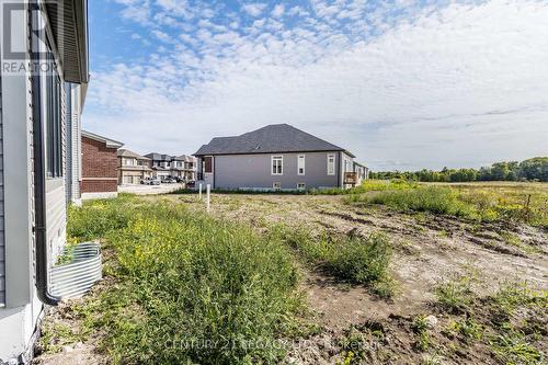 30 Union Boulevard, Wasaga Beach, ON - Outdoor