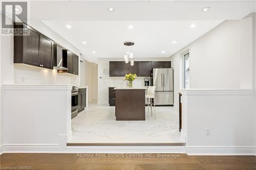 323 Kipling Avenue, Toronto (New Toronto), ON - Indoor Photo Showing Kitchen