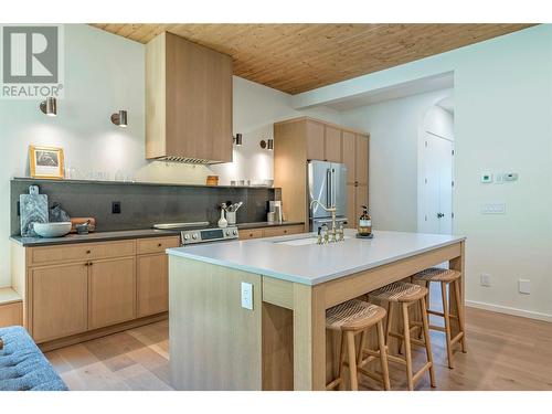 9961/9963 Purcell Drive, Vernon, BC - Indoor Photo Showing Kitchen