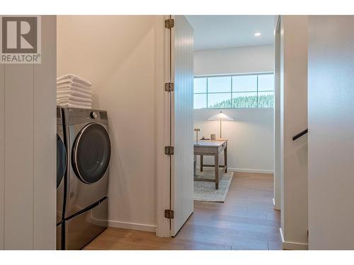 9961/9963 Purcell Drive, Vernon, BC - Indoor Photo Showing Laundry Room