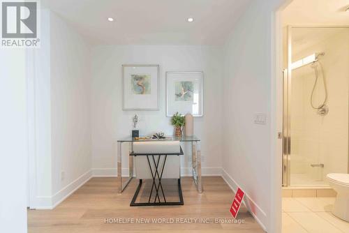 1304 - 8081 Birchmount Road, Markham, ON - Indoor Photo Showing Bathroom