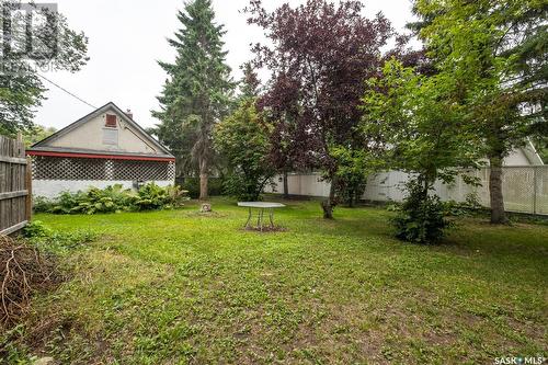 546 7Th Street E, Prince Albert, SK - Outdoor With Backyard