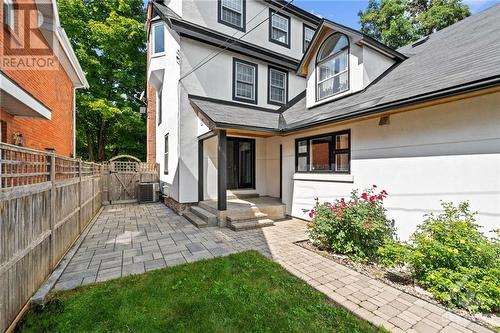 37 Charles Street, Ottawa, ON - Outdoor