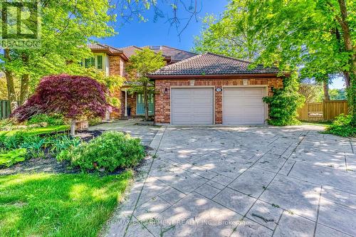 341 Acacia Court, Oakville, ON - Outdoor