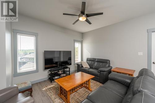 902 2425 Rowe Street, Prince George, BC - Indoor Photo Showing Living Room