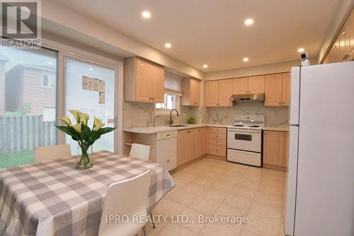 107 Spring Forest Square, Toronto (Agincourt South-Malvern West), ON - Indoor