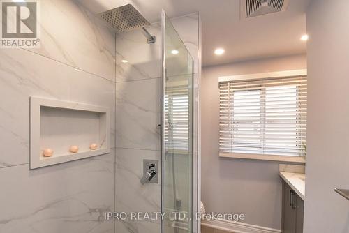 107 Spring Forest Square, Toronto (Agincourt South-Malvern West), ON - Indoor Photo Showing Bathroom