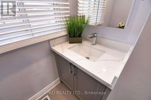 107 Spring Forest Square, Toronto (Agincourt South-Malvern West), ON - Indoor Photo Showing Bathroom