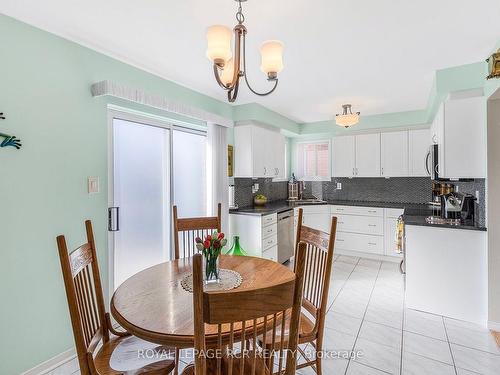 1289 Vincent Cres, Innisfil, ON - Indoor Photo Showing Dining Room