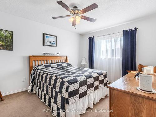 1289 Vincent Cres, Innisfil, ON - Indoor Photo Showing Bedroom