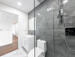 Ensuite bathroom - 