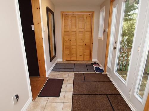 Hall d'entrÃ©e - 41 Rue Yvon, Saint-Alphonse-Rodriguez, QC - Indoor Photo Showing Other Room