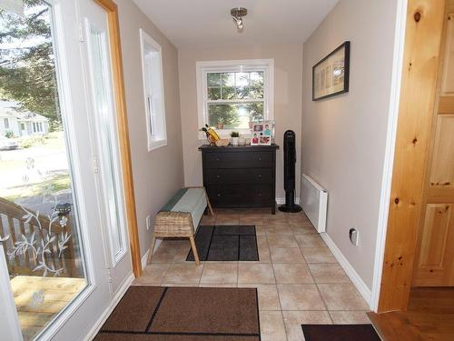 Hall d'entrÃ©e - 41 Rue Yvon, Saint-Alphonse-Rodriguez, QC - Indoor Photo Showing Other Room