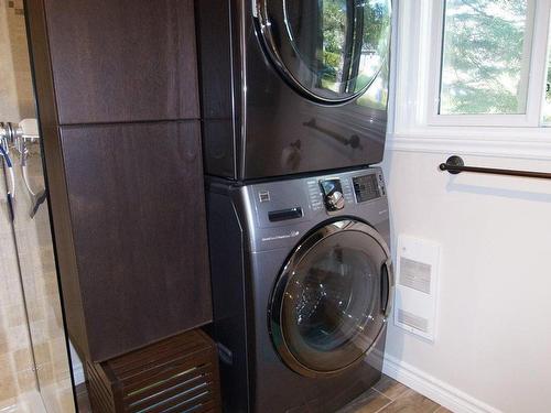 Salle de bains - 41 Rue Yvon, Saint-Alphonse-Rodriguez, QC - Indoor Photo Showing Laundry Room