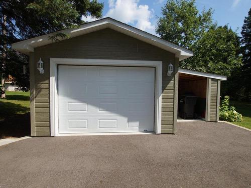 Garage - 41 Rue Yvon, Saint-Alphonse-Rodriguez, QC - Outdoor With Exterior