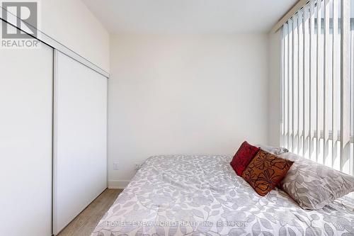 2002 - 88 Sheppard Avenue E, Toronto (Willowdale East), ON - Indoor Photo Showing Bedroom