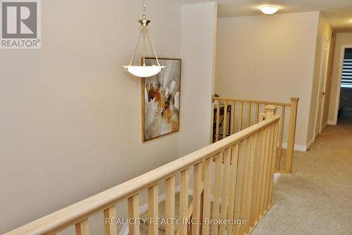 7197 Parsa Street E, Niagara Falls, ON - Indoor Photo Showing Other Room