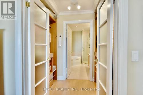 709 - 6 Toronto Street, Barrie, ON - Indoor Photo Showing Bathroom