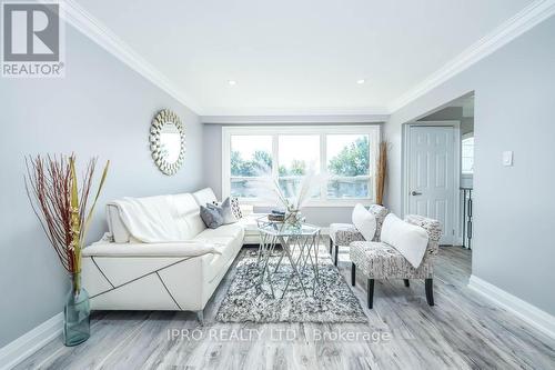 2639 Sherhill Drive, Mississauga (Clarkson), ON - Indoor Photo Showing Living Room