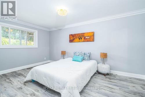 2639 Sherhill Drive, Mississauga (Clarkson), ON - Indoor Photo Showing Bedroom