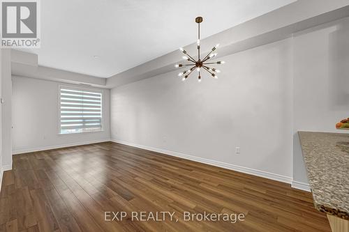 226 - 216 Oak Park Boulevard, Oakville, ON - Indoor Photo Showing Other Room