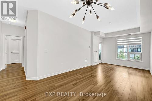 226 - 216 Oak Park Boulevard, Oakville, ON - Indoor Photo Showing Other Room