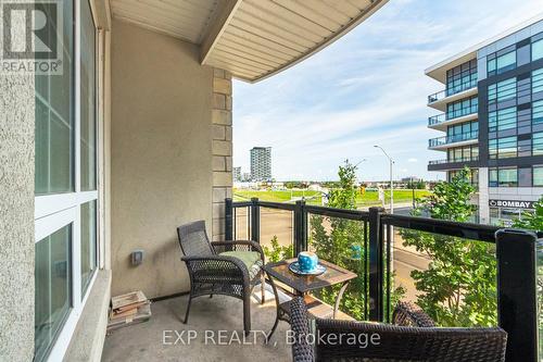 226 - 216 Oak Park Boulevard, Oakville, ON - Outdoor With Exterior