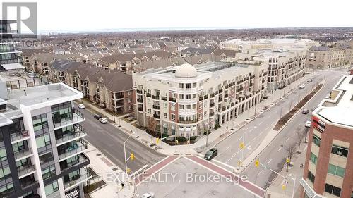 226 - 216 Oak Park Boulevard, Oakville, ON -  With View