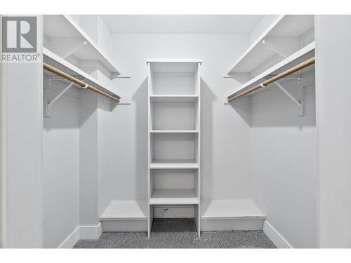 600 Thorneloe Road, Kelowna, BC - Indoor With Storage